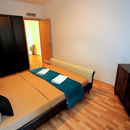 Cataleya Suites Aparthotel Bukarest Kültér fotó