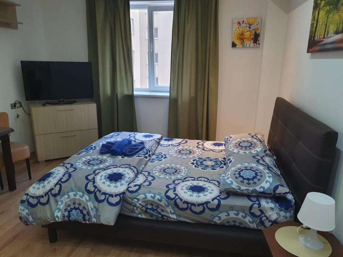 Cataleya Suites Aparthotel Bukarest Kültér fotó