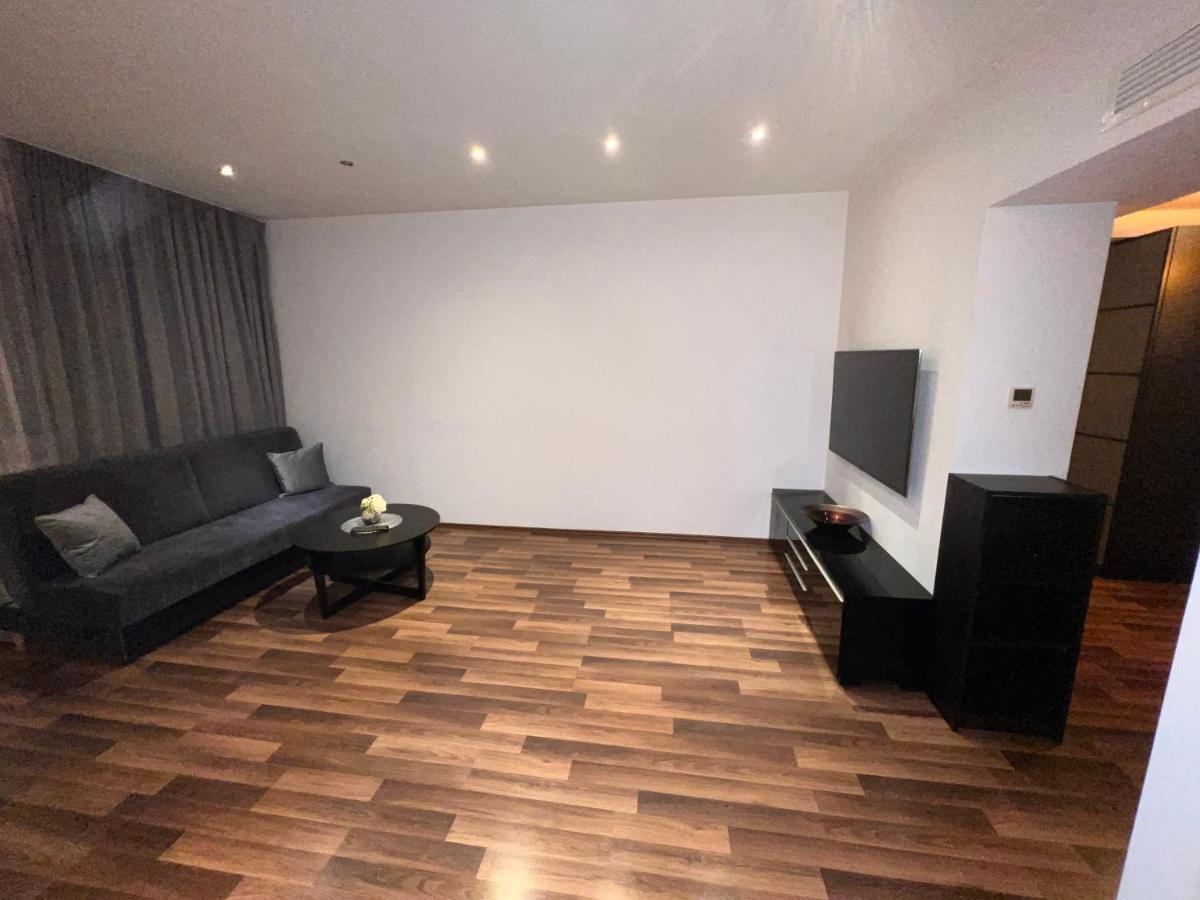 Cataleya Suites Aparthotel Bukarest Kültér fotó