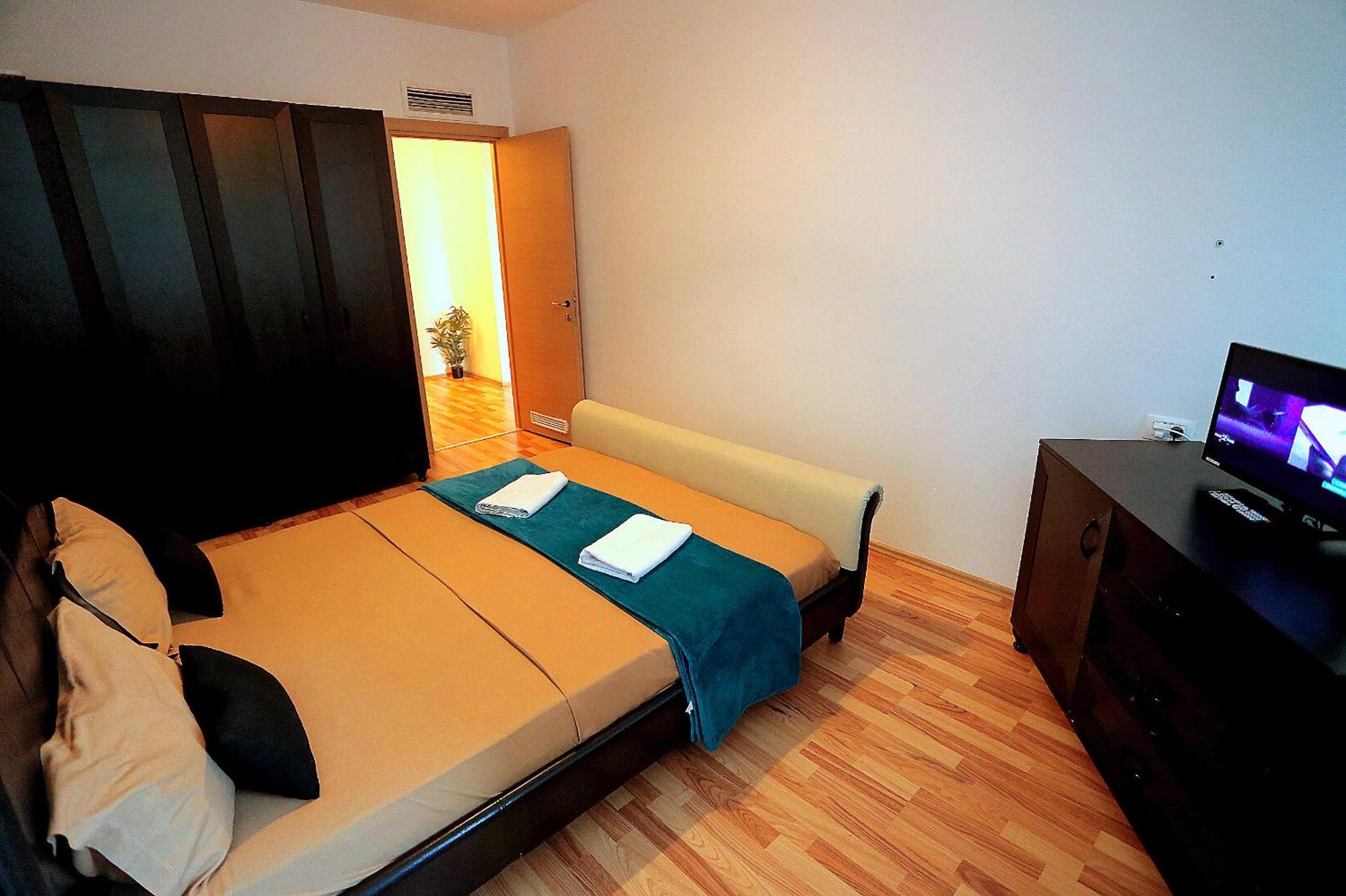 Cataleya Suites Aparthotel Bukarest Kültér fotó