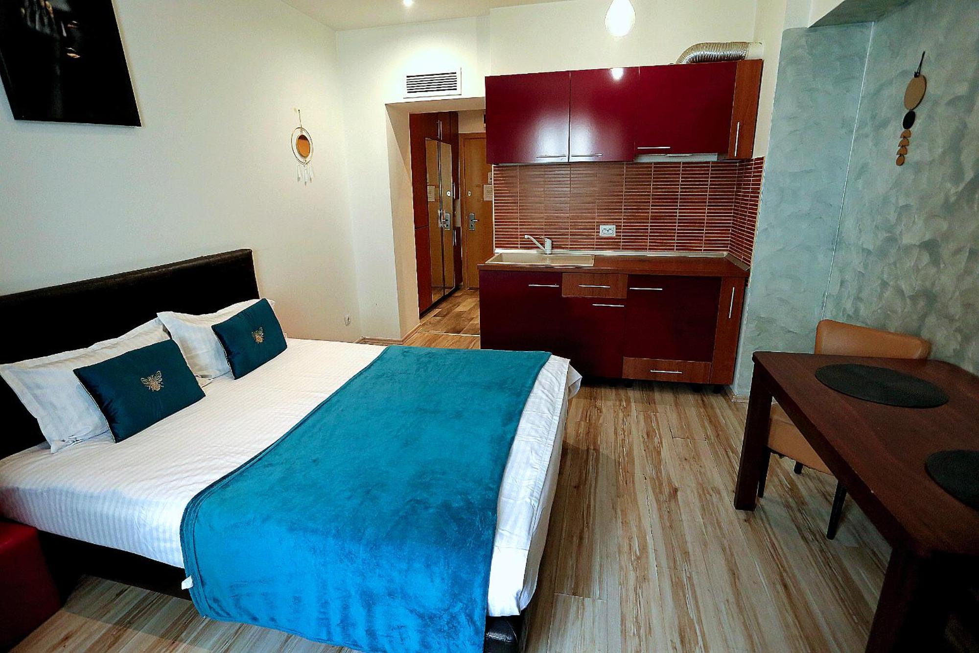 Cataleya Suites Aparthotel Bukarest Kültér fotó